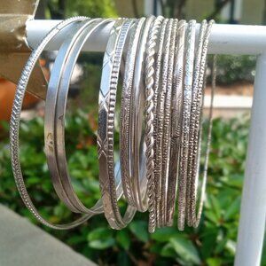 Silver thin metal bracelets (set of 14 with 1 triple bracelet)